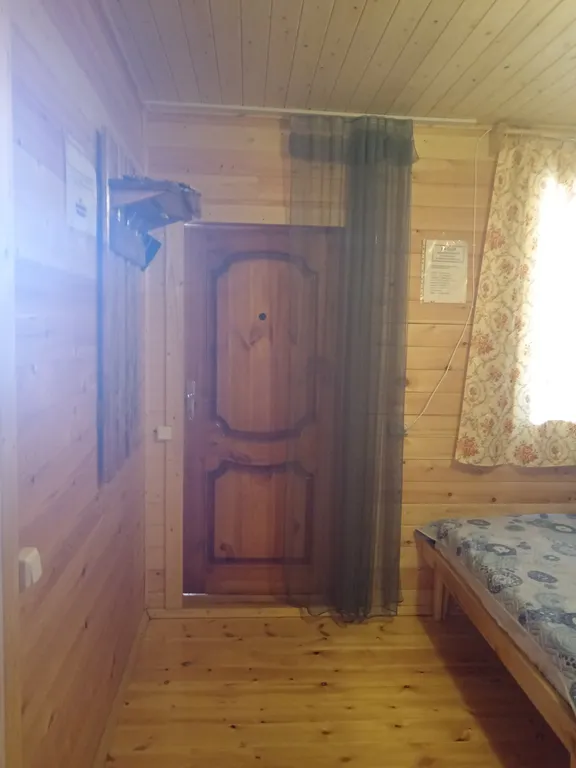 Гостевой дом вдали от берега и шума с кухней, туалетом, душем в доме