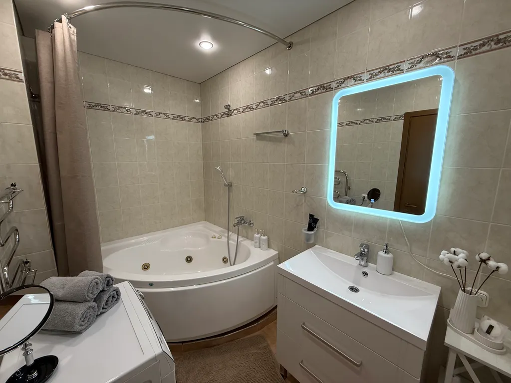 Квартира 1-комнатная квартира в сталинском доме с кроватью king size — Москва