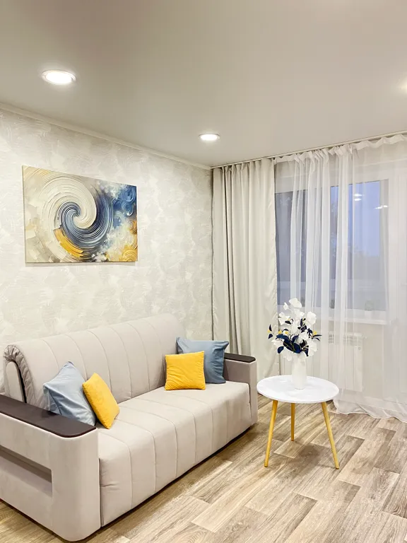 Квартира Двухкомнатная Красивая — аренда посуточно в Губкин