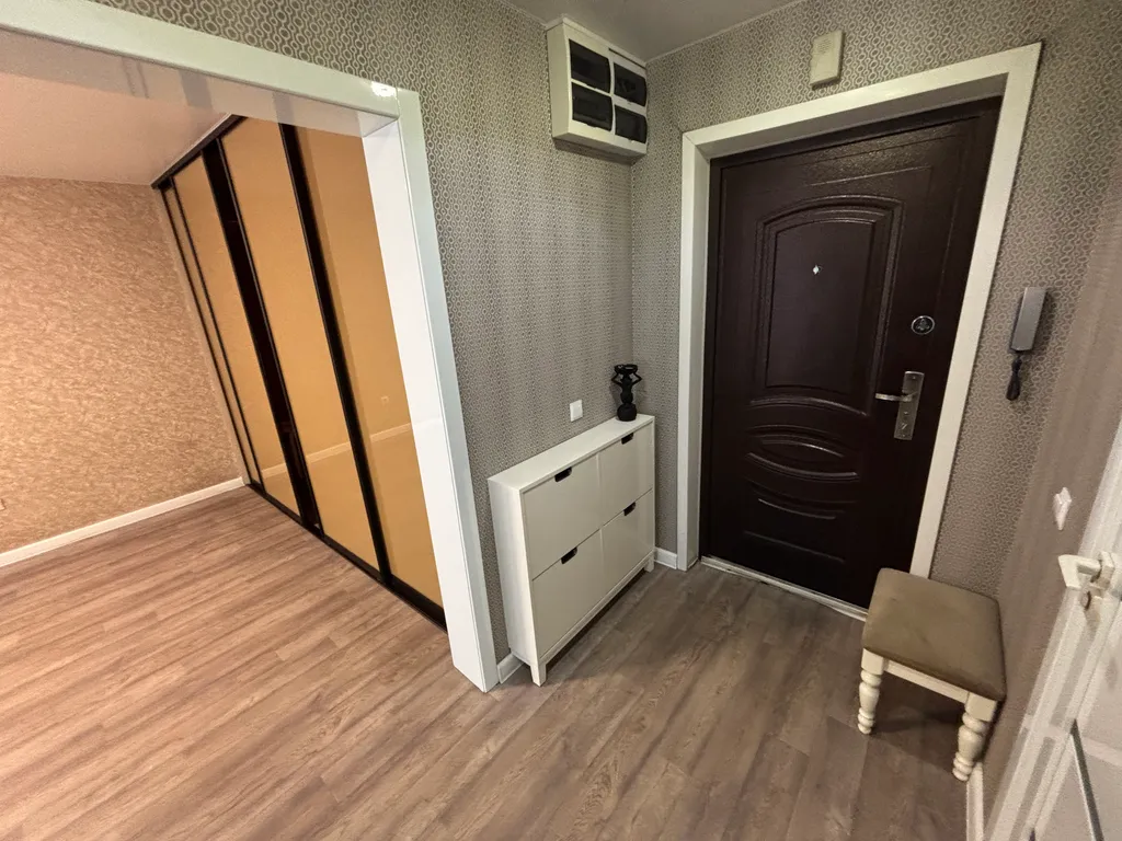 1-комнатная квартира на 8 этаже с балконом