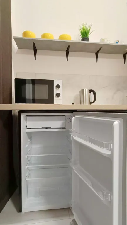 Современная, новая студия возле Краевой больницы