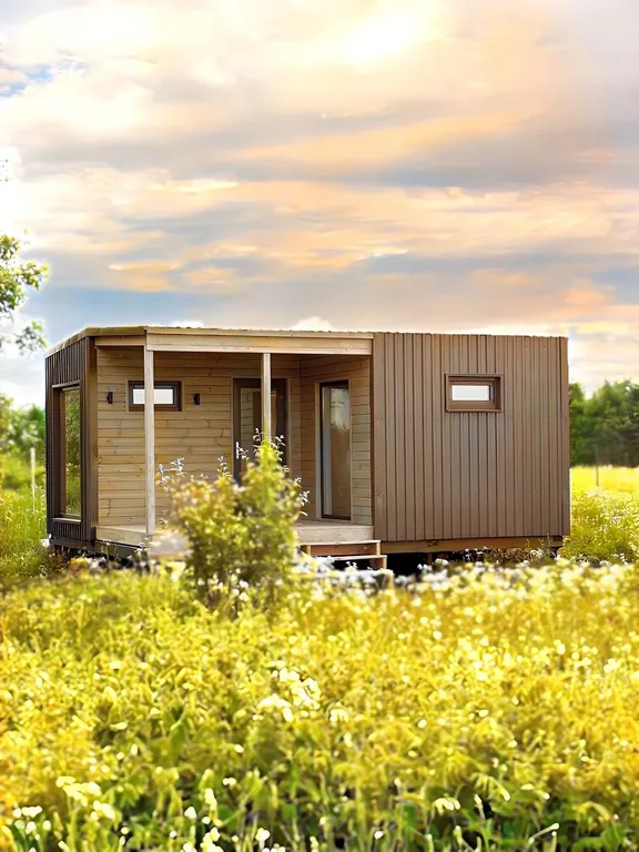 Уютный домик «Маяковский» с панорамными окнами