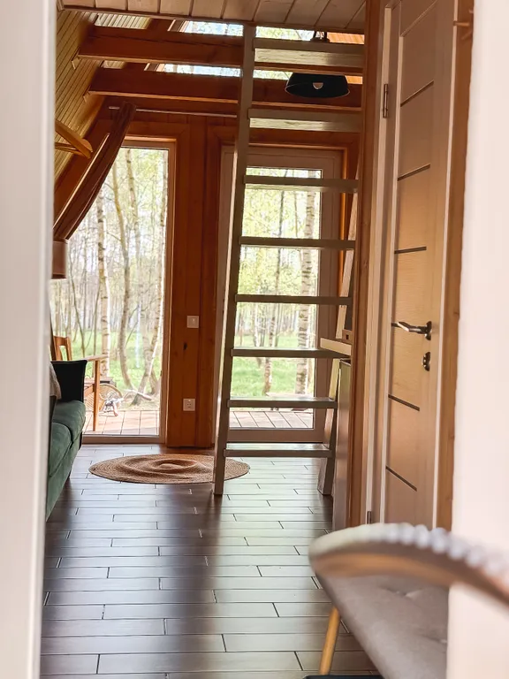 Коттедж Треугольный домик 36м2 с завтраком — Куровское