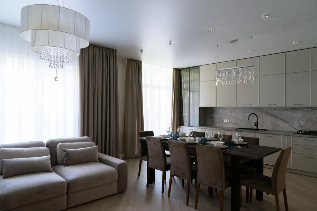 Таунхаус с дизайнерским ремонтом на участке