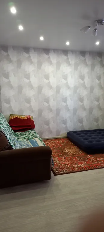 1-комнатная Квартира — аренда посуточно в Яровое