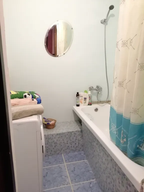 Квартира 2-комнатная Квартира — Обь