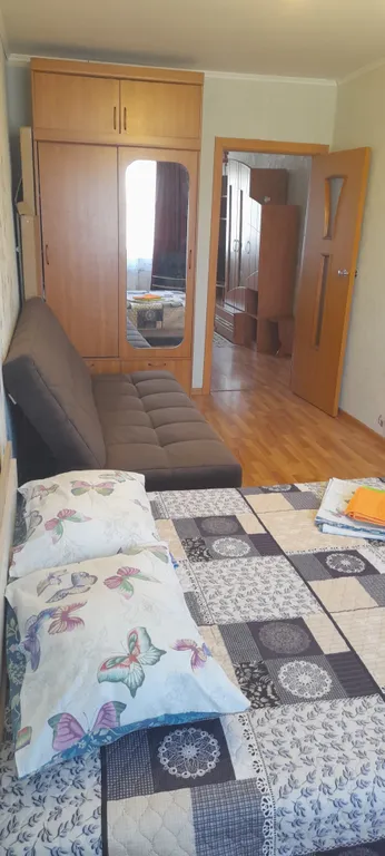 Квартира возле площади Праздничная