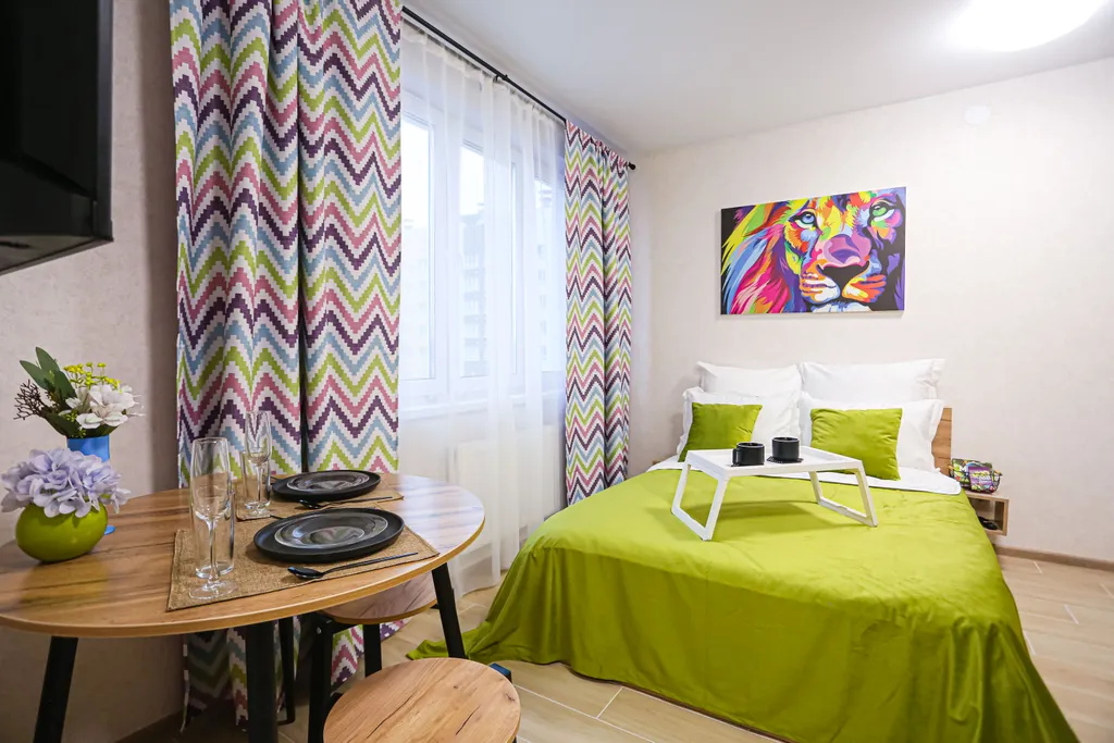 SunSet студия Цветной лев