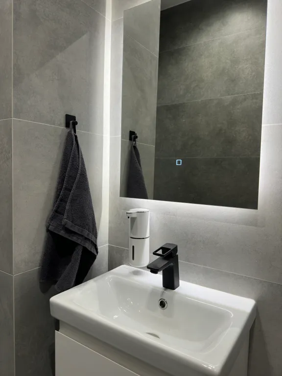 Видовая четырехкомнатная квартира в расширенном центре