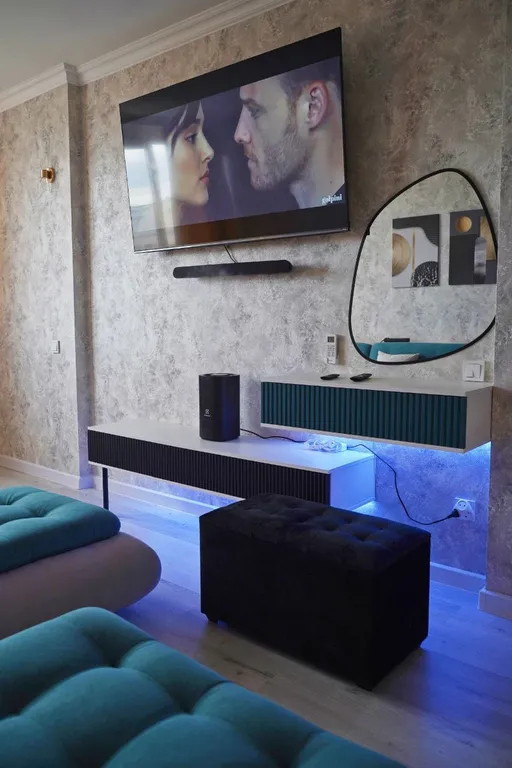 Эксклюзивная квартира с огромным турецким диваном