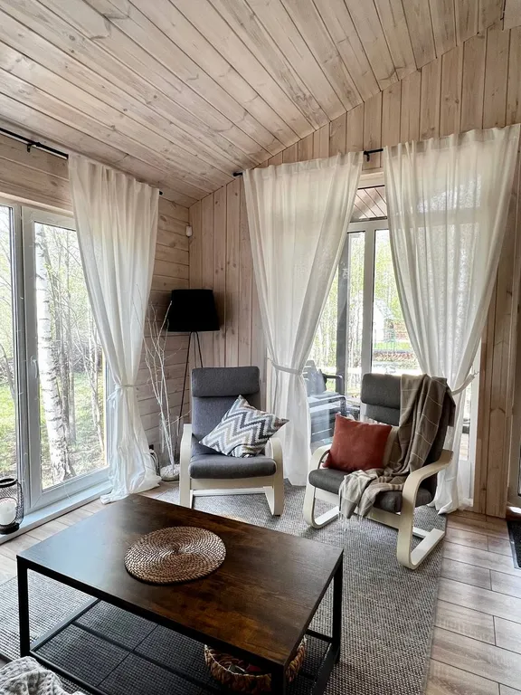 Коттедж Дом в лесу — Истра