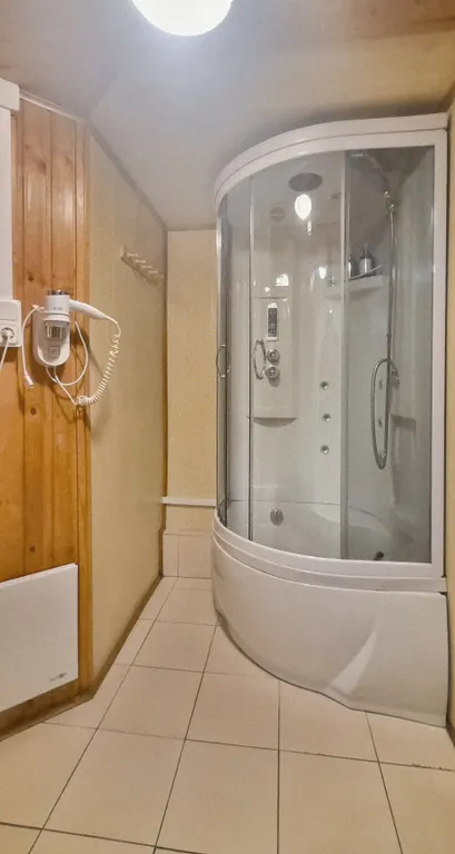 Коттедж Комфорт на юге Санкт-Петербурга внутри КАД, есть мангал и баня