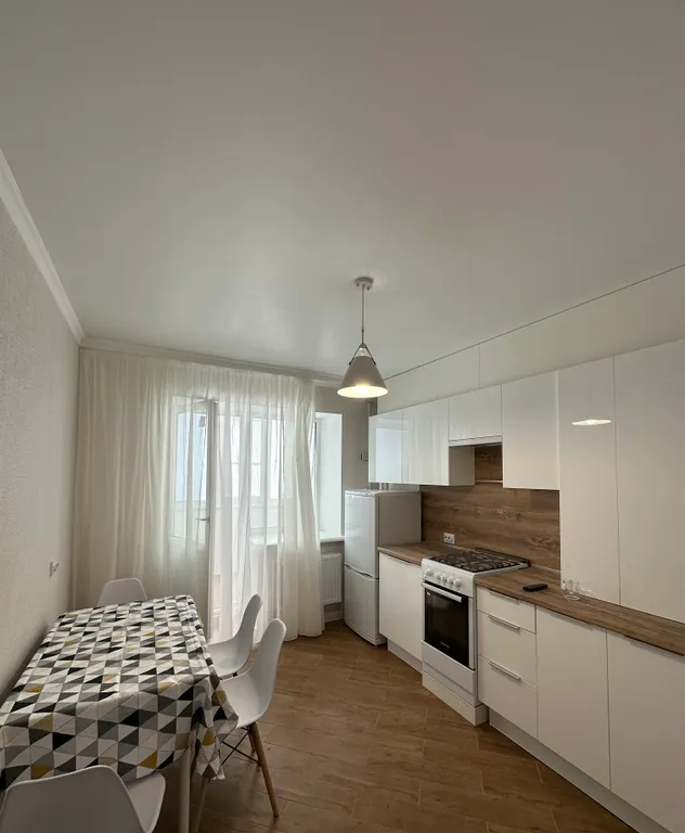 Квартира с прекрасным видом на море и город , рядом с морем