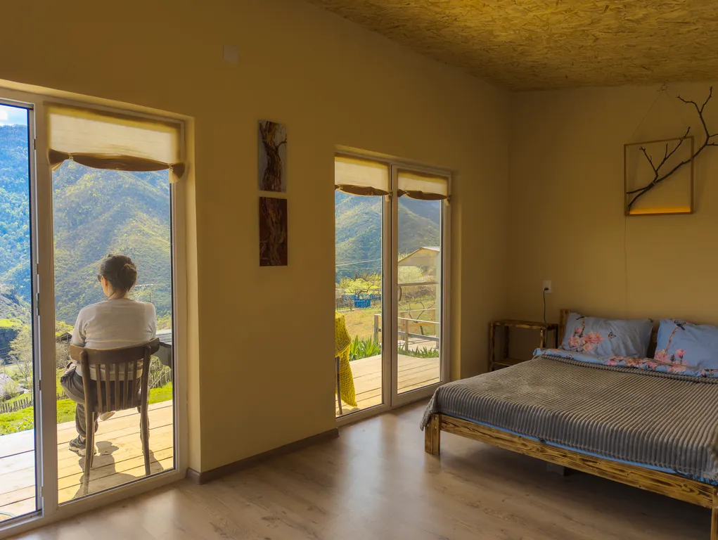 Коттедж Гостевой дом Кипарис с видом на горы — аренда посуточно в Алаверди