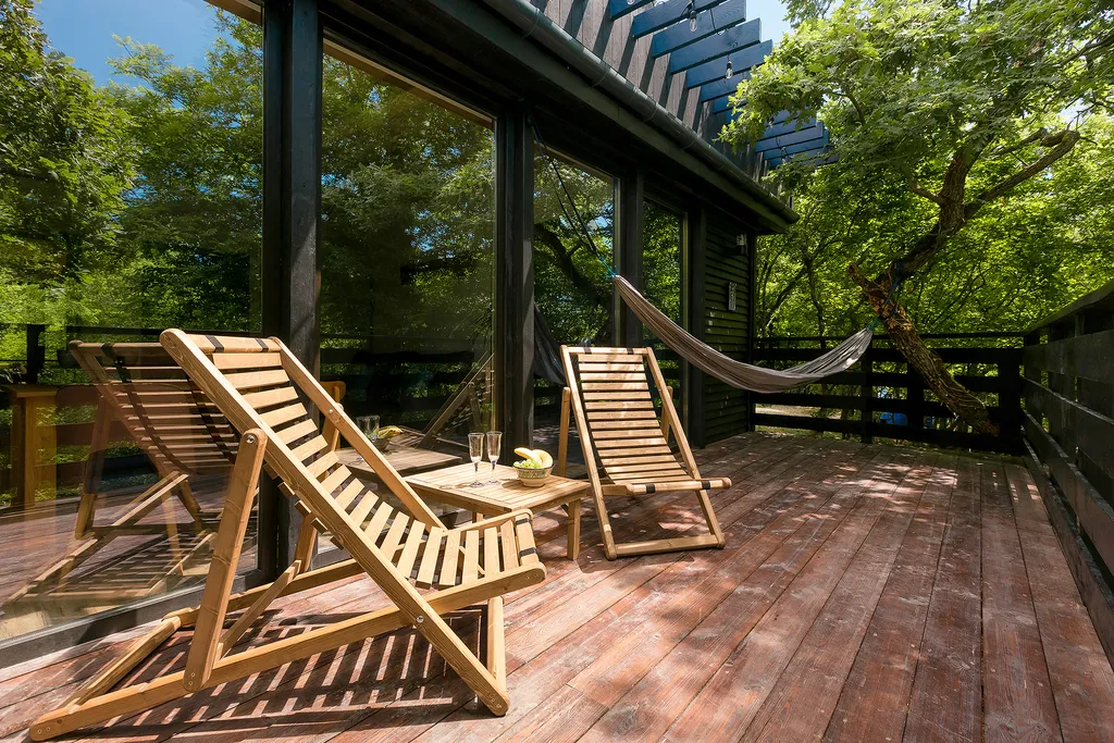 Панорамные апартаменты делюкс с террасой и видом на парк