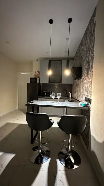 Стильная квартира в центре города и гор