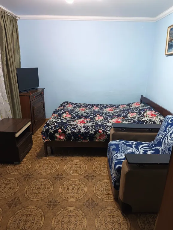 Квартира Комната — аренда посуточно в Лоо