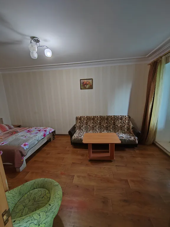 Уютная 1 ком кв в 100 метрах от моря