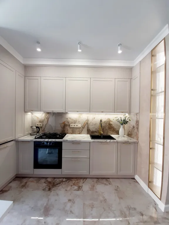 Красивая, уютная квартира в Российском