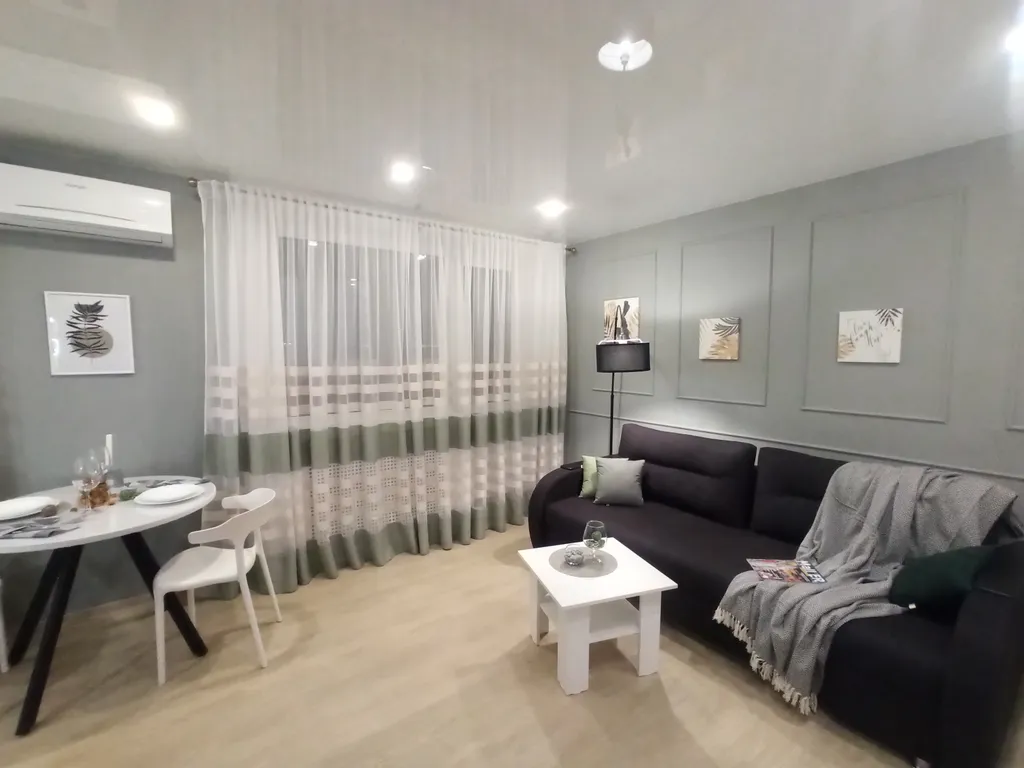 Квартира с дизайнерским ремонтом — аренда посуточно в Волжский