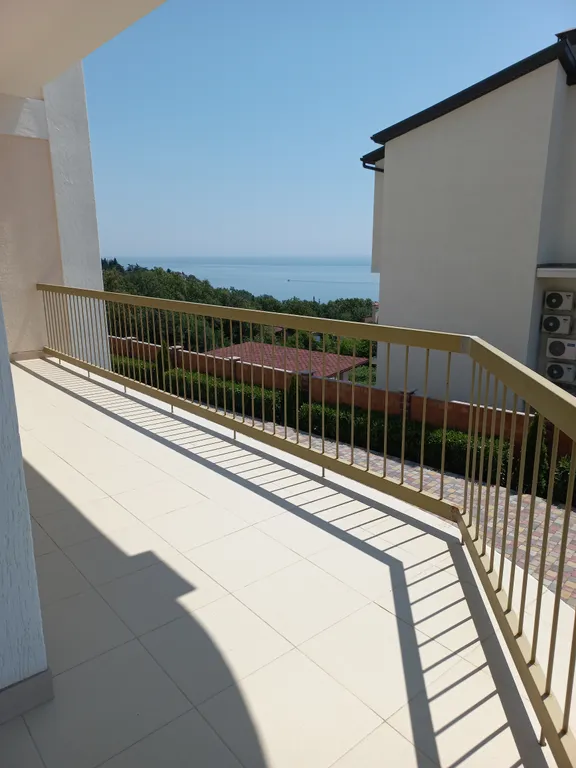 Апартаменты 3-комнатные с видом на море и горы