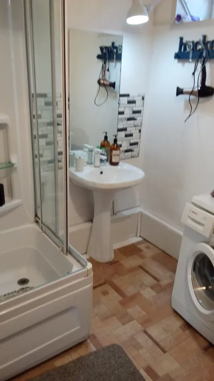 Дом 2 этажа на 10 гостей с сибирским чаном и баней