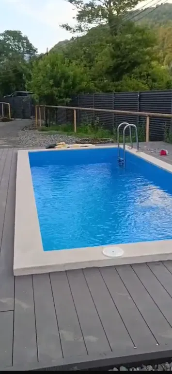 Апартаменты у реки