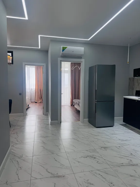 Двухкомнатная квартира с столовой на набережной с видом на Дон