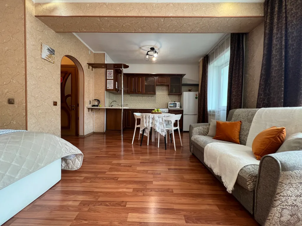 Уютная студия на Смолина в центре. Не берем оплату за финальную уборку