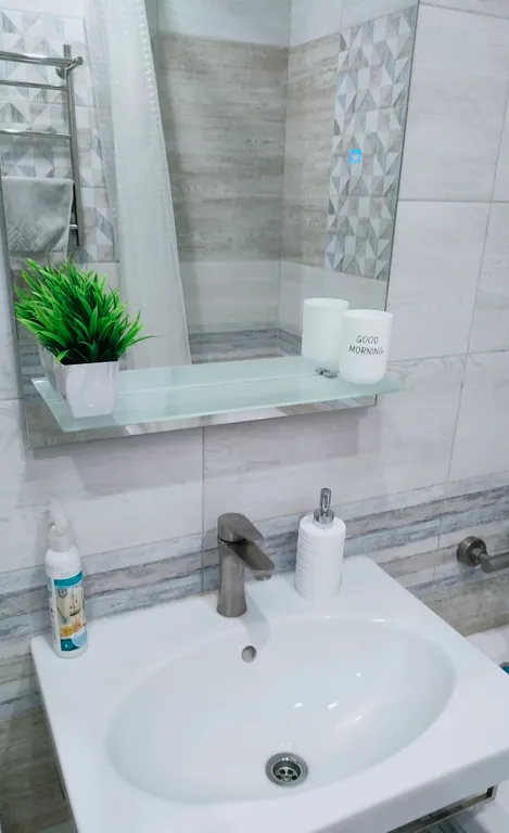 Уютная новая евродвушка с панорамным балконом