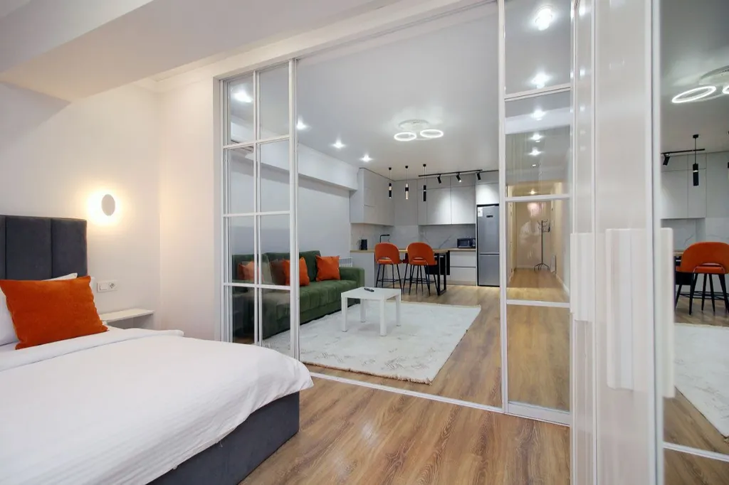 Квартира Просторная квартира на Арбате — Алматы