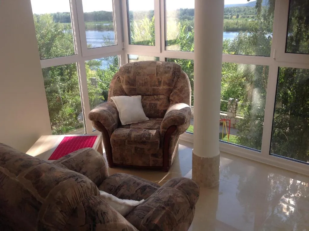 Квартира Гостевой дом прямо на берегу реки Волга - Апартаменты на 2 этаже — аренда посуточно в Самара