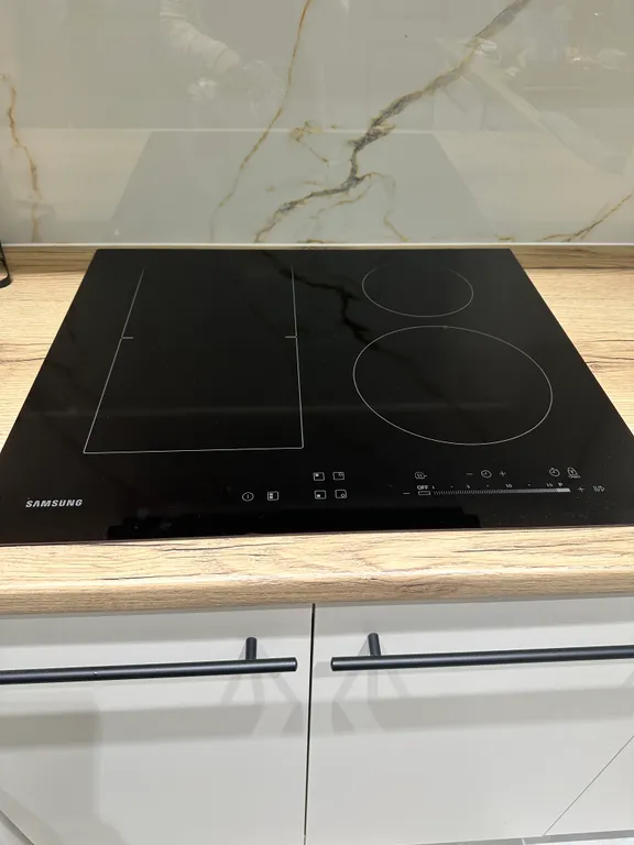 Евродвушка в Рыбной деревне, остров Канта