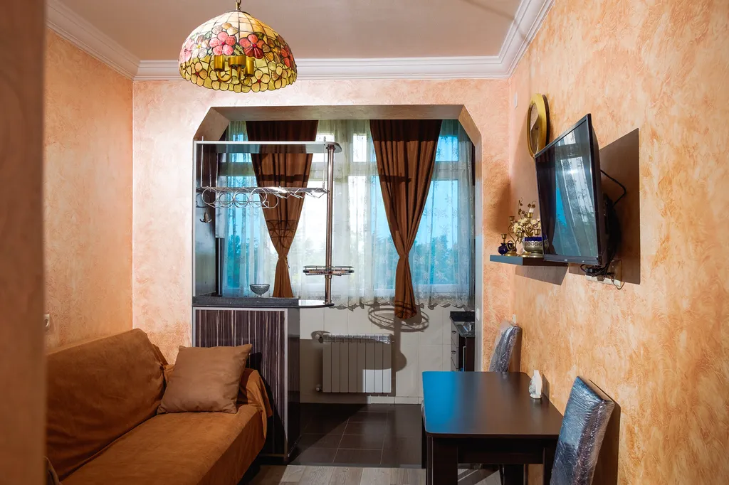 Уютная квартира в центре города с видом на море