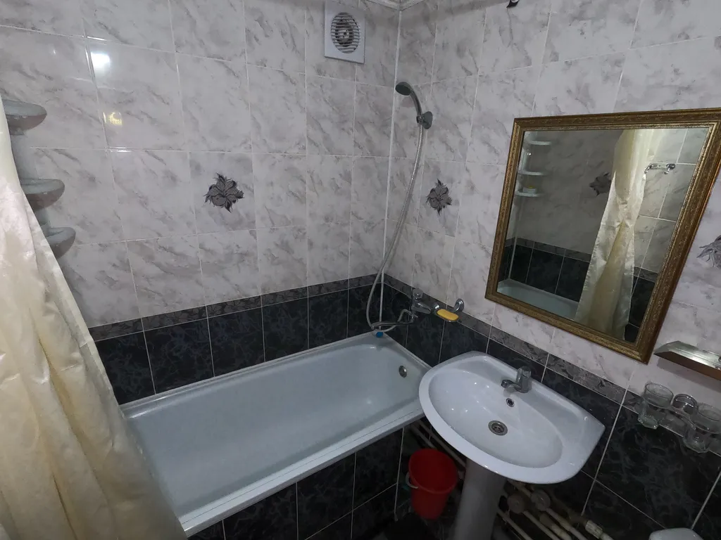 Трёхкомнатная квартира в сердце Домбая