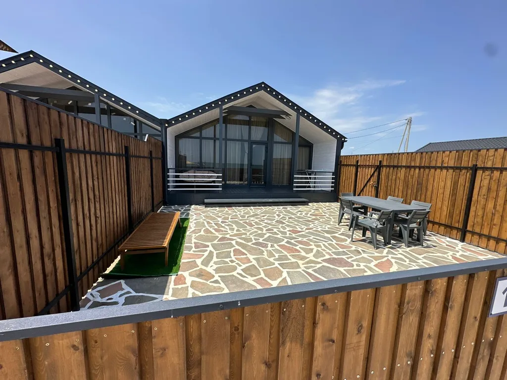 Коттедж на первой береговой линии Villa de luna — аренда посуточно в Инчхе