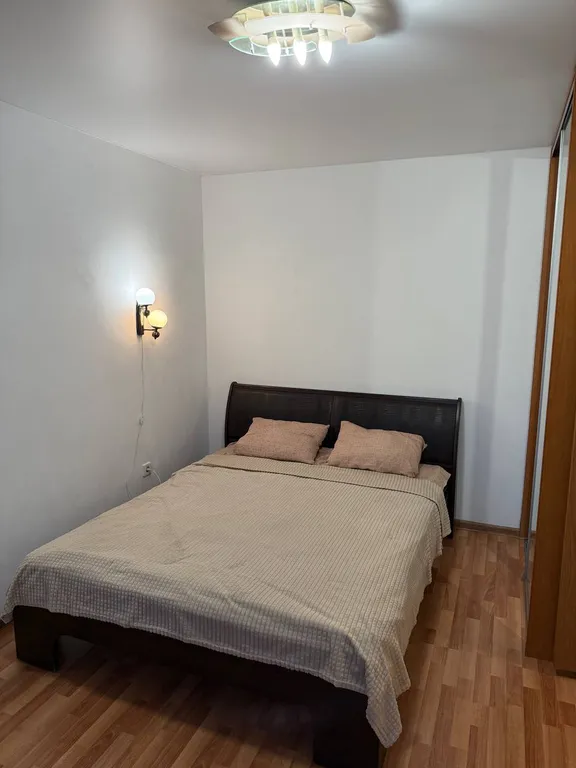 Уютная однокомнатная квартира в 22 микрорайоне — аренда посуточно в Ангарск