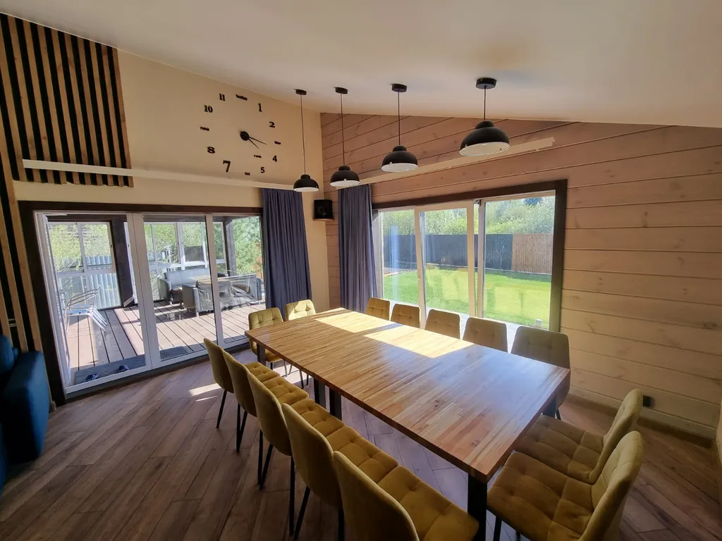 4-комнатный Дом