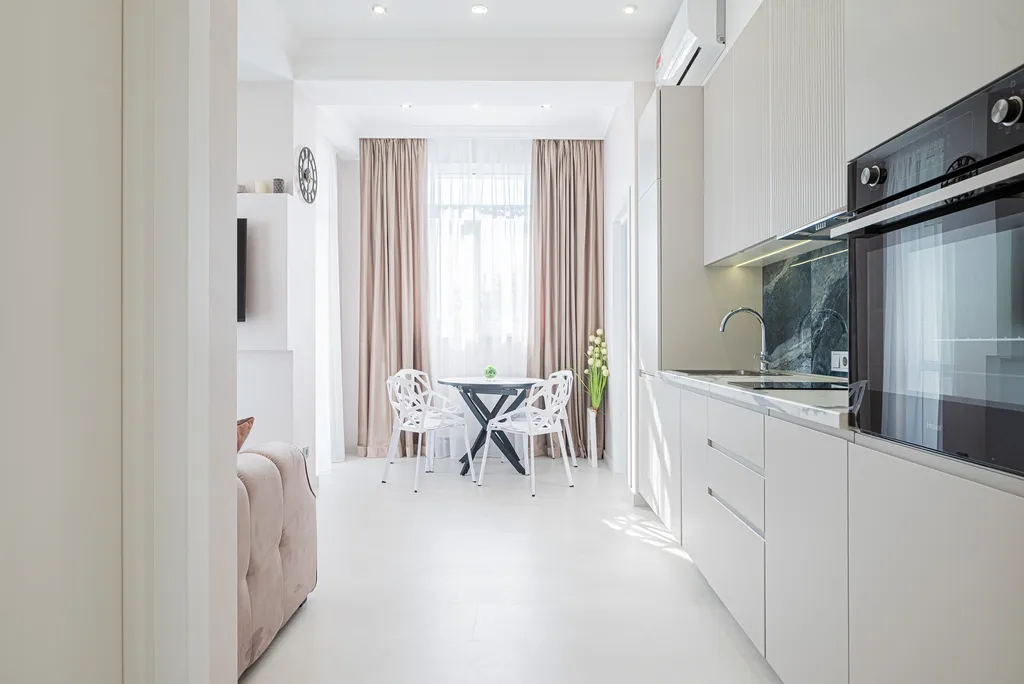 Дизайнерская квартира на берегу моря