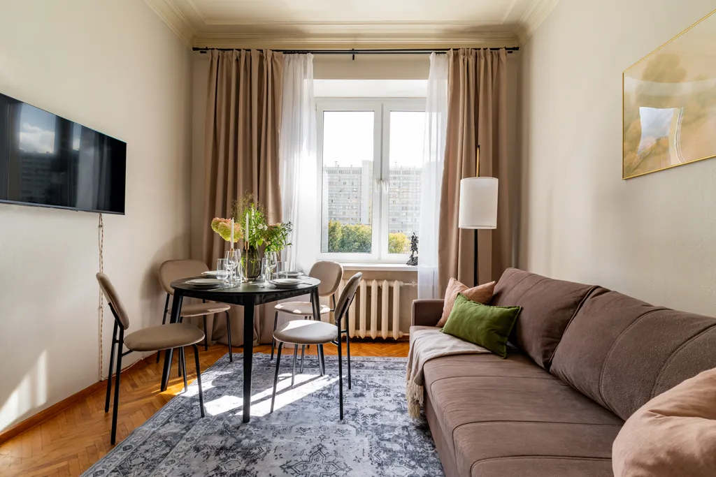 Квартира Эстетичные апартаменты с французским балконом у Садового — Москва