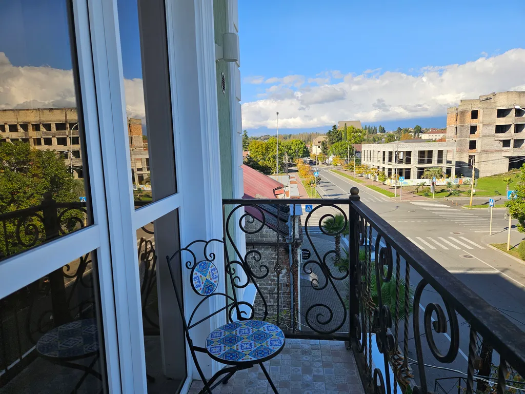 Апартаменты люкс в отеле Атлас