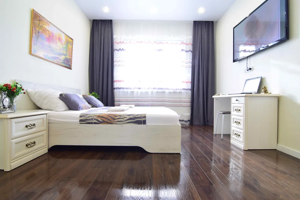 Квартира рядом с ТЦ Аура и жд Аэропорт — аренда посуточно в Сургут