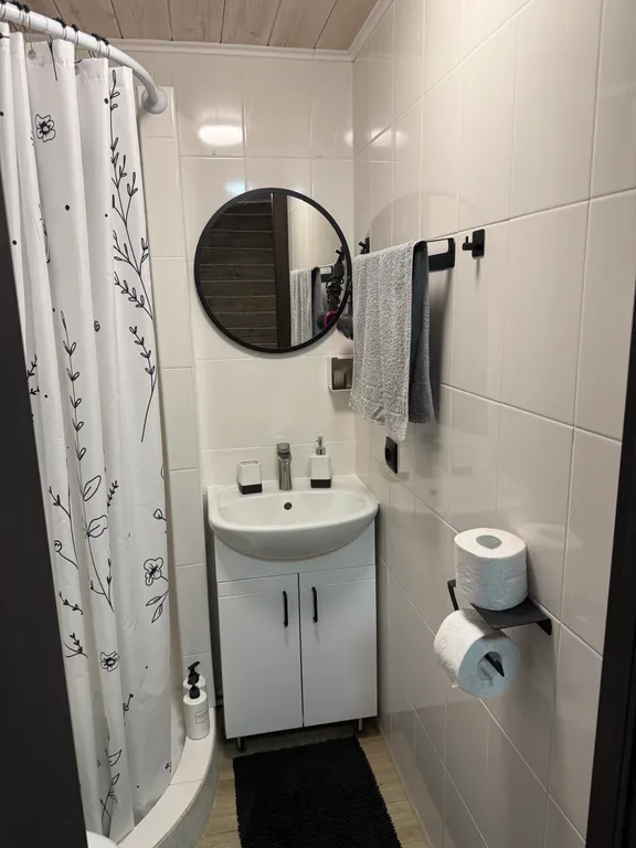 Дом благоустроенный с видом на гору