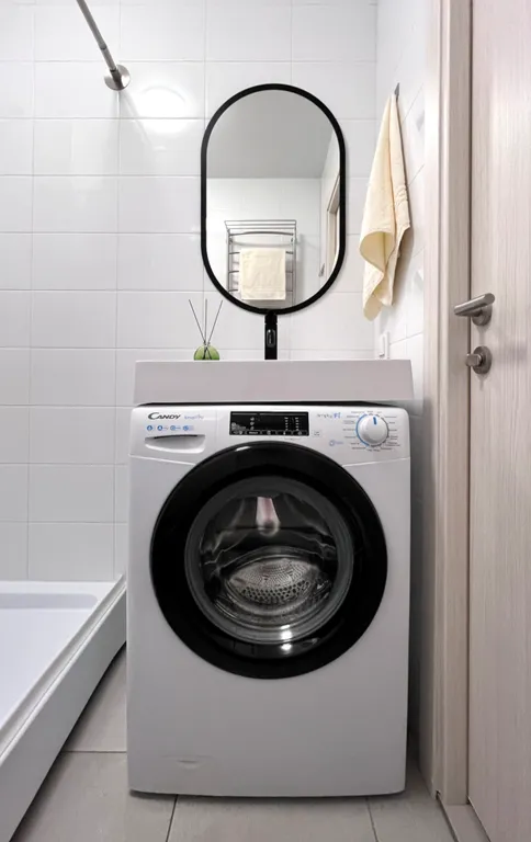 Студия с прекрасным видом из окна