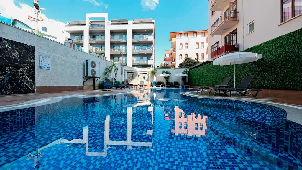 SA Apartments! Luxury 2bd Flat 350m to the Cleopatra Beach