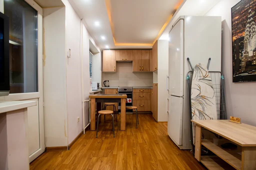 1-комн. Квартира с балконом. Метро, шереметьево, парковка, отчет док