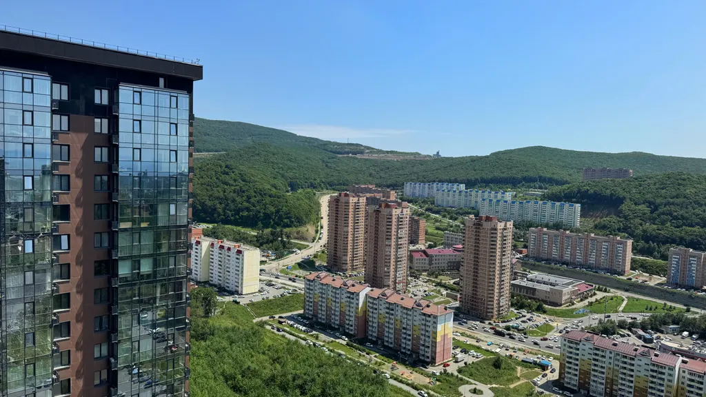 Квартира Квартира Уютная студия с панорамным балконом — Владивосток