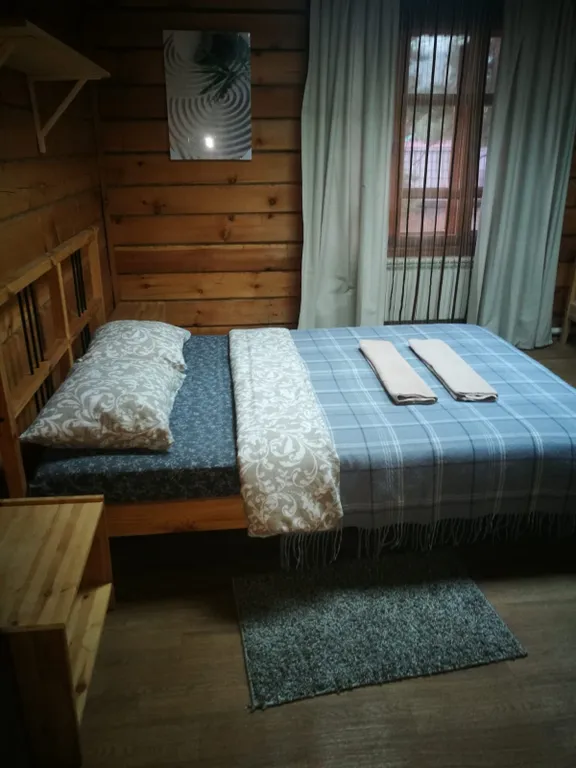 Гостевой дом Кедровое подворье рядом с рекой Катунь