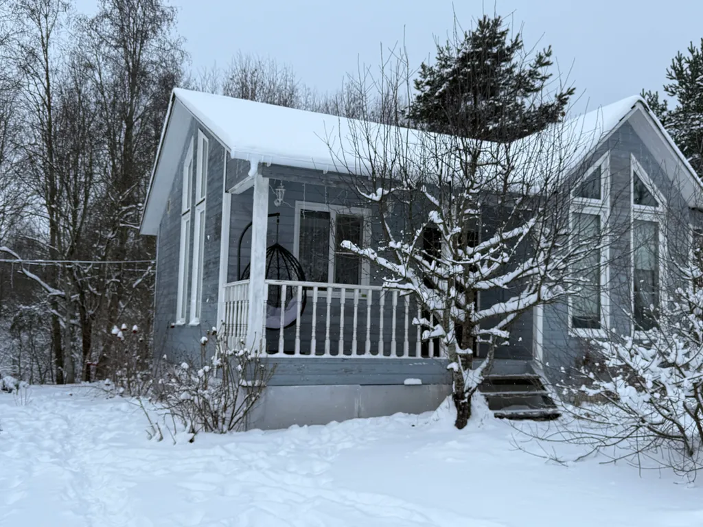 Уютный уголок с видом на горнолыжные склоны