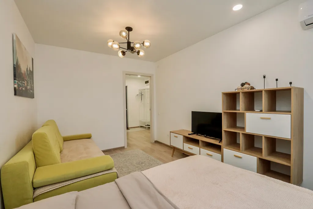 Проcтoрнaя кваpтирa